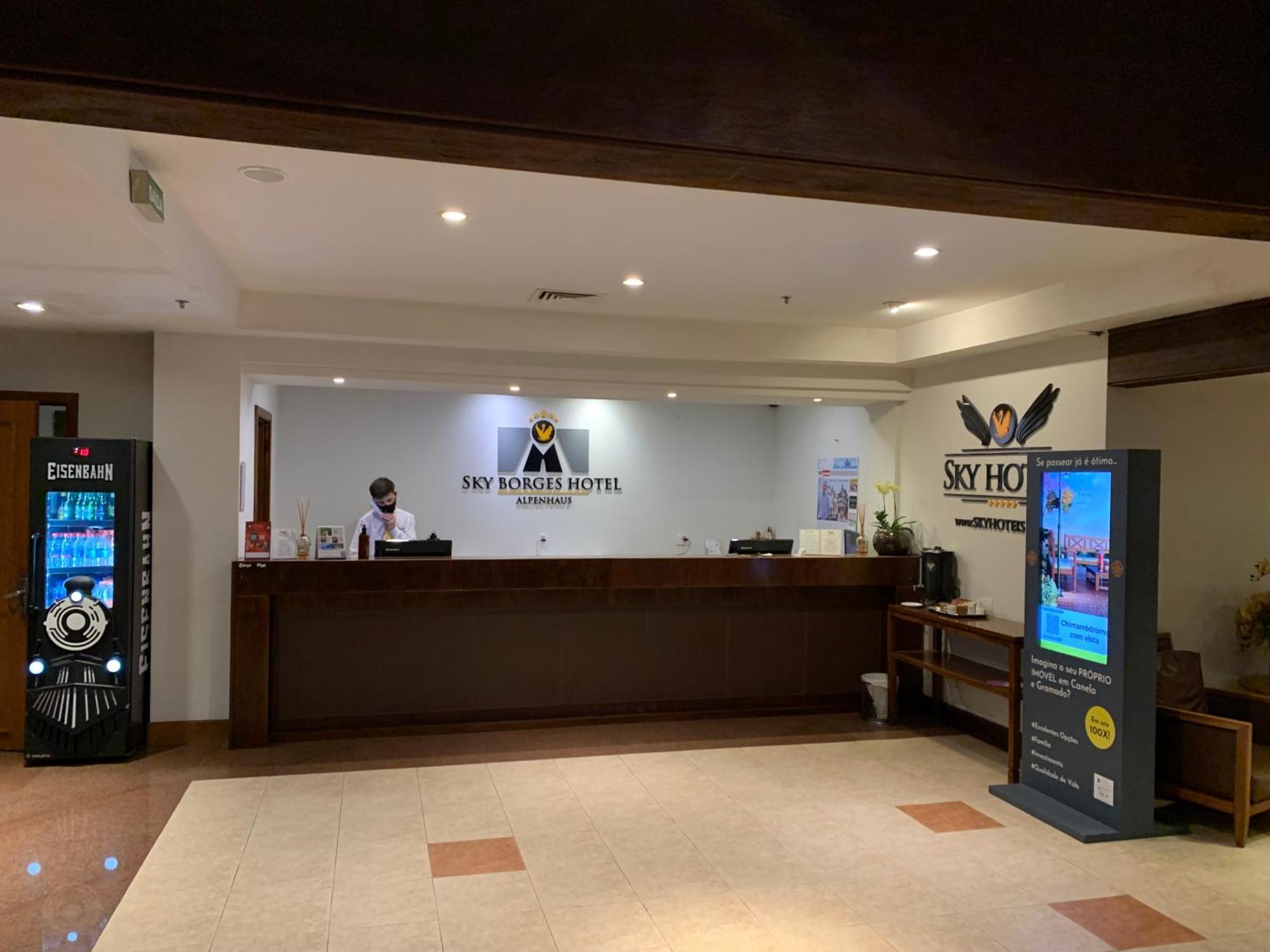 Apart-Hotel Em Gramado, Padrao 4 Estrelas, No Centro Esterno foto