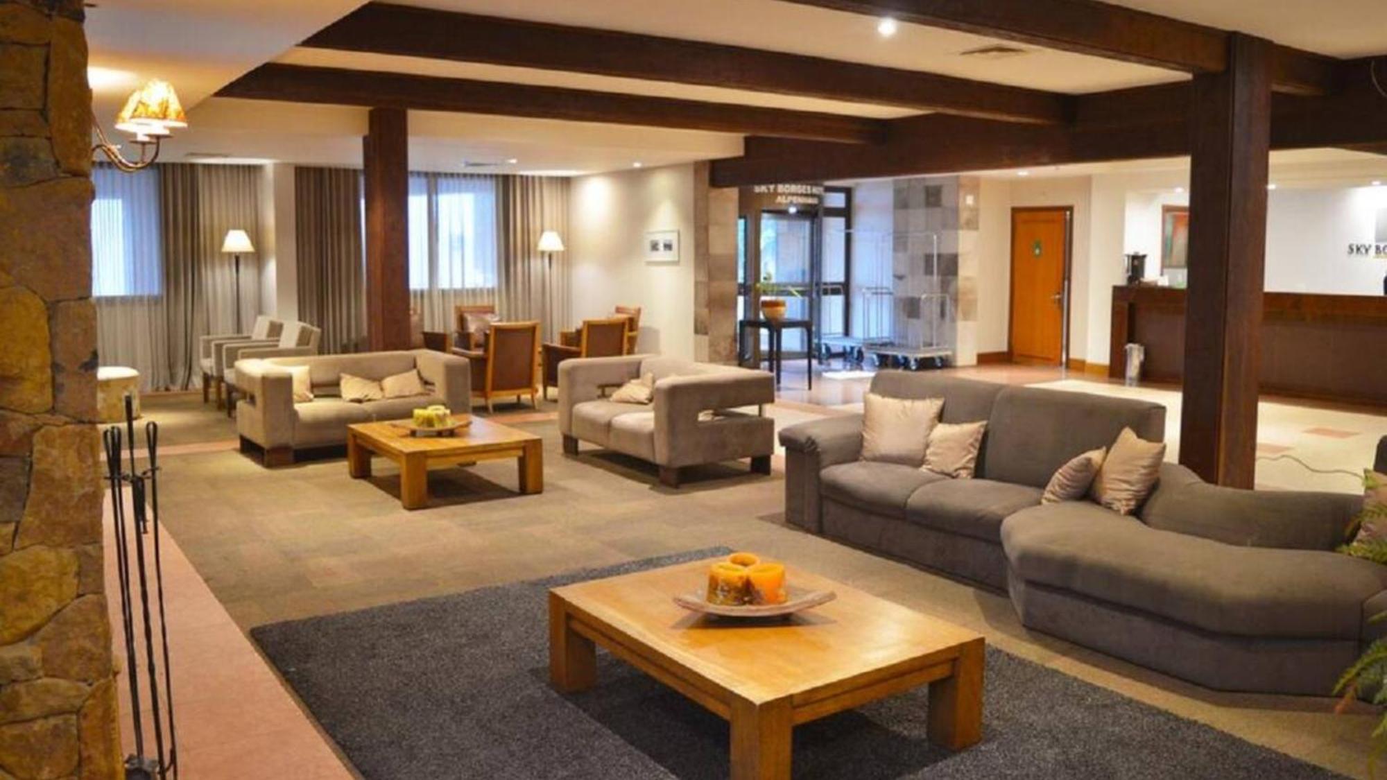 Apart-Hotel Em Gramado, Padrao 4 Estrelas, No Centro Esterno foto